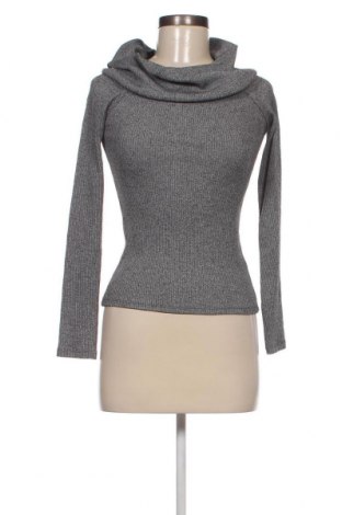 Дамски пуловер Gina Tricot, Размер S, Цвят Сив, Цена 9,00 лв.
