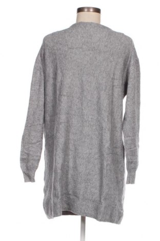 Дамски пуловер M&d, Размер L, Цвят Сив, Цена 14,85 лв.