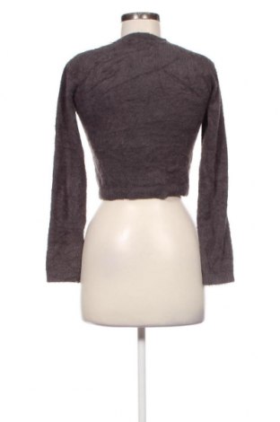 Дамски пуловер Pull&Bear, Размер S, Цвят Сив, Цена 13,05 лв.
