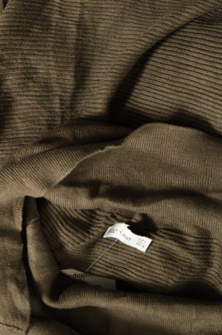 Дамски пуловер Zara Knitwear, Размер L, Цвят Зелен, Цена 9,00 лв.