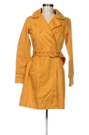 Damen Trenchcoat Pull&Bear, Größe M, Farbe Gelb, Preis 52,19 €