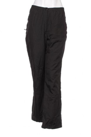 Дамски спортен панталон Umbro, Размер XL, Цвят Черен, Цена 9,60 лв.