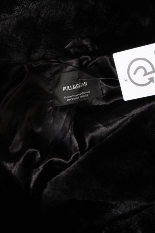 Дамско палто Pull&Bear, Размер S, Цвят Черен, Цена 48,15 лв.