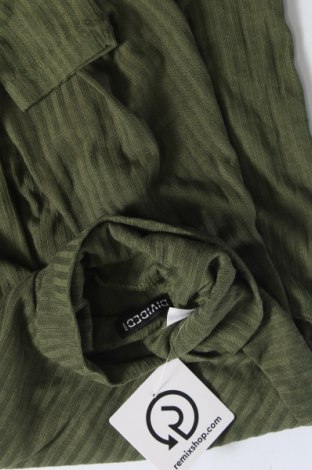 Дамско полo H&M Divided, Размер XS, Цвят Зелен, Цена 3,99 лв.