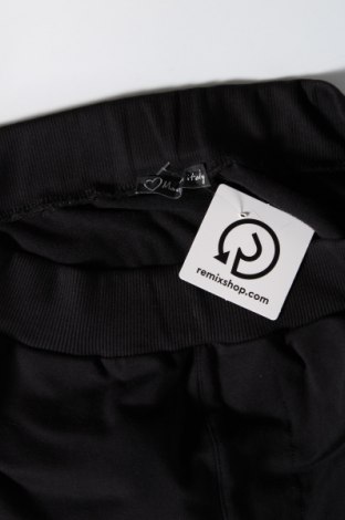 Γυναικείο αθλητικό παντελόνι Made In Italy, Μέγεθος M, Χρώμα Μαύρο, Τιμή 7,89 €
