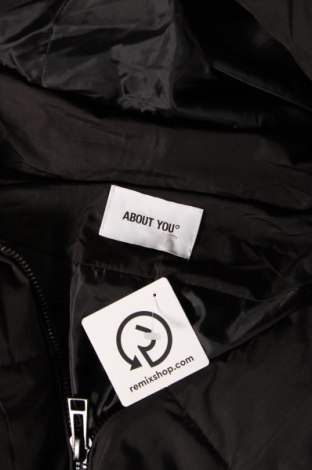 Γυναικείο μπουφάν About You, Μέγεθος L, Χρώμα Μαύρο, Τιμή 27,42 €