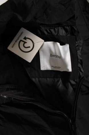 Γυναικείο μπουφάν Bershka, Μέγεθος XS, Χρώμα Μαύρο, Τιμή 21,09 €