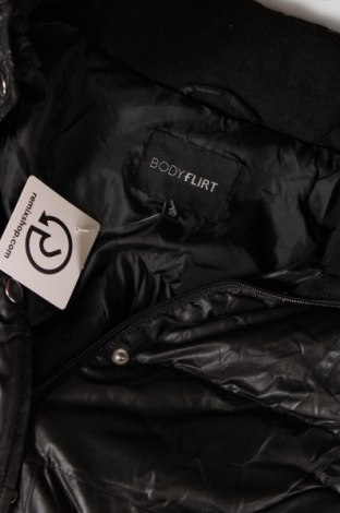 Dámska bunda  Body Flirt, Veľkosť M, Farba Čierna, Cena  8,22 €
