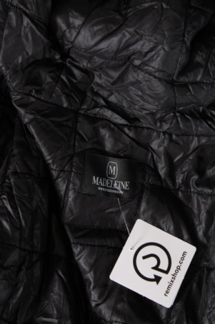 Γυναικείο μπουφάν Madeleine, Μέγεθος M, Χρώμα Μπλέ, Τιμή 15,40 €