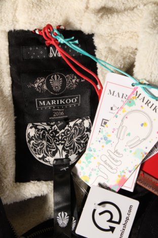 Γυναικείο μπουφάν Marikoo, Μέγεθος S, Χρώμα Μαύρο, Τιμή 44,92 €
