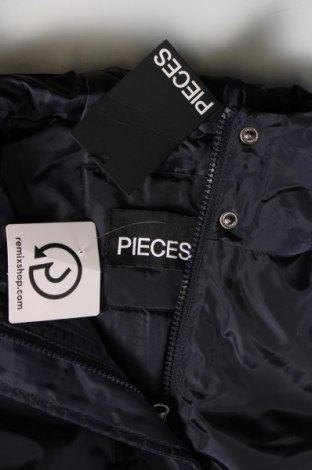 Γυναικείο μπουφάν Pieces, Μέγεθος XS, Χρώμα Μαύρο, Τιμή 21,56 €