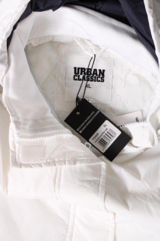 Дамско яке Urban Classics, Размер XL, Цвят Бял, Цена 82,00 лв.