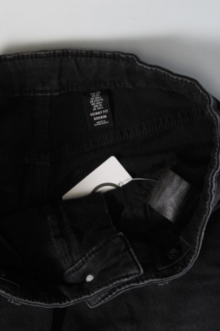 Dziecięce jeansy H&M, Rozmiar 14-15y/ 168-170 cm, Kolor Czarny, Cena 24,63 zł
