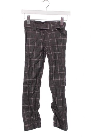 Детски панталон H&M, Размер 8-9y/ 134-140 см, Цвят Сив, Цена 5,22 лв.