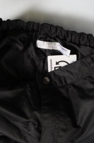 Dětské kalhoty pro zimní sporty  Luhta, Velikost 10-11y/ 146-152 cm, Barva Černá, Cena  474,00 Kč