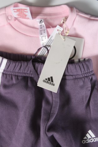 Детски спортен комплект Adidas, Размер 12-18m/ 80-86 см, Цвят Розов, Цена 89,00 лв.