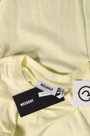 Pánské tričko  Weekday, Velikost S, Barva Žlutá, Cena  406,00 Kč