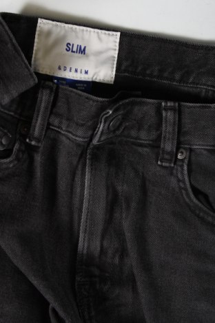 Męskie jeansy H&M, Rozmiar M, Kolor Czarny, Cena 92,76 zł