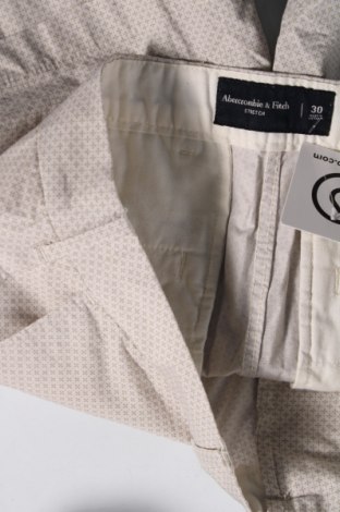 Pantaloni scurți de bărbați Abercrombie & Fitch, Mărime S, Culoare Bej, Preț 286,18 Lei