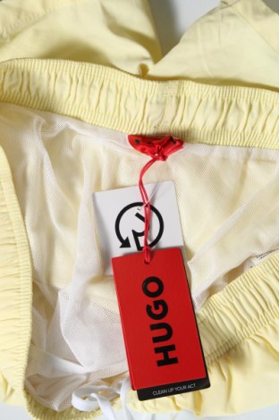 Ανδρικό κοντό παντελόνι Hugo Boss, Μέγεθος XL, Χρώμα Κίτρινο, Τιμή 49,58 €