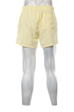 Pantaloni scurți de bărbați Hugo Boss, Mărime XL, Culoare Galben, Preț 241,05 Lei