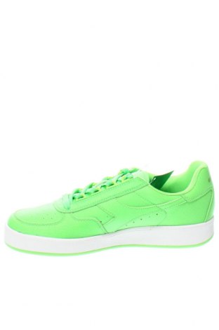 Мъжки обувки Diadora, Размер 40, Цвят Зелен, Цена 143,29 лв.