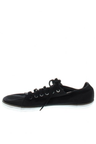 Мъжки обувки Fred Perry, Размер 41, Цвят Черен, Цена 48,60 лв.