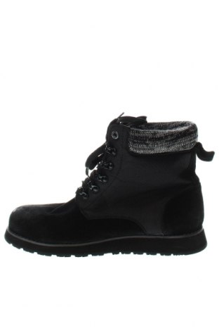 Мъжки обувки Luhta, Размер 42, Цвят Черен, Цена 61,88 лв.