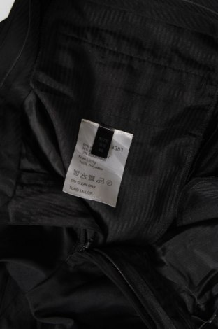 Herrenhose, Größe M, Farbe Schwarz, Preis 3,23 €