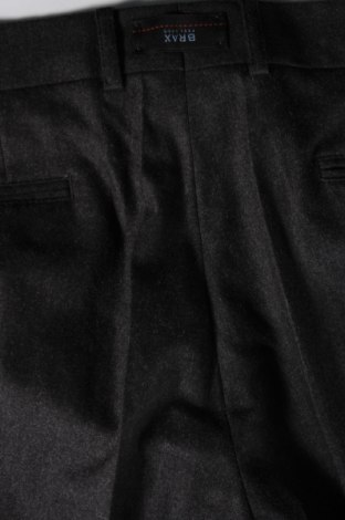 Pantaloni de bărbați Brax, Mărime L, Culoare Gri, Preț 144,74 Lei