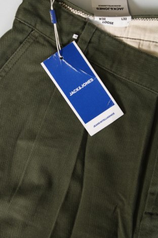 Pantaloni de bărbați Jack & Jones, Mărime XL, Culoare Verde, Preț 89,01 Lei