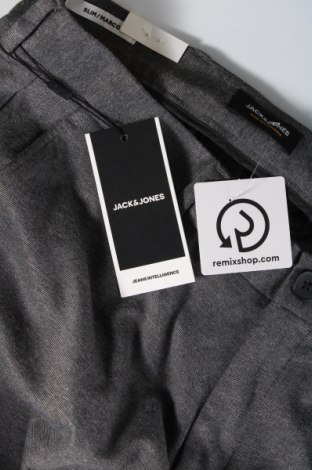 Ανδρικό παντελόνι Jack & Jones, Μέγεθος L, Χρώμα Γκρί, Τιμή 8,03 €