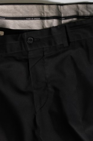 Pantaloni de bărbați Tiger Of Sweden, Mărime M, Culoare Negru, Preț 223,68 Lei