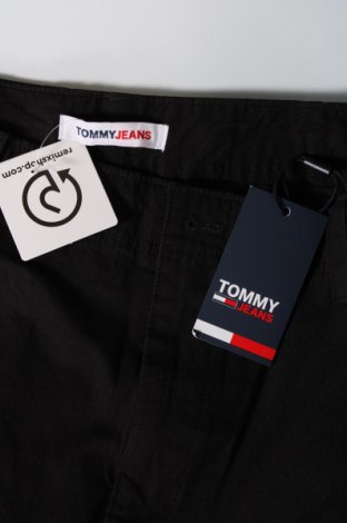 Męskie spodnie Tommy Jeans, Rozmiar L, Kolor Czarny, Cena 509,10 zł