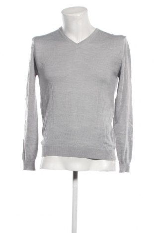 Herrenpullover, Größe M, Farbe Grau, Preis 20,18 €