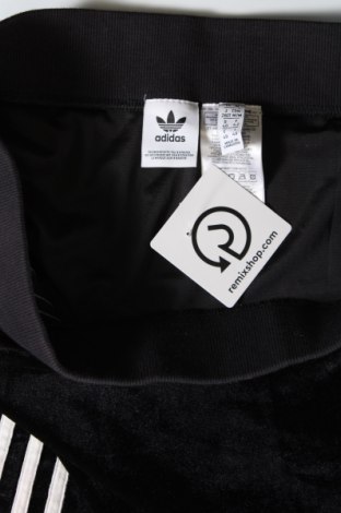 Spódnica Adidas Originals, Rozmiar M, Kolor Czarny, Cena 59,88 zł