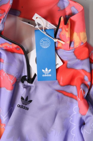 Рокля Adidas Originals, Размер XXS, Цвят Многоцветен, Цена 129,00 лв.