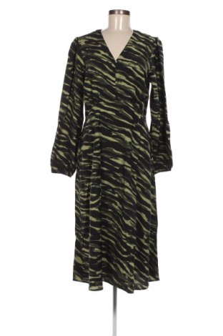 Kleid B.Young, Größe M, Farbe Grün, Preis € 35,05