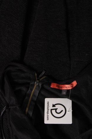 Šaty  Bershka, Veľkosť S, Farba Čierna, Cena  4,44 €