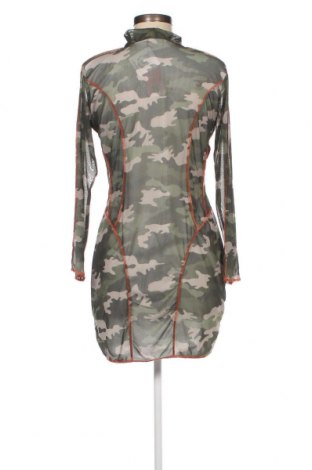 Kleid Boohoo, Größe M, Farbe Mehrfarbig, Preis 3,79 €