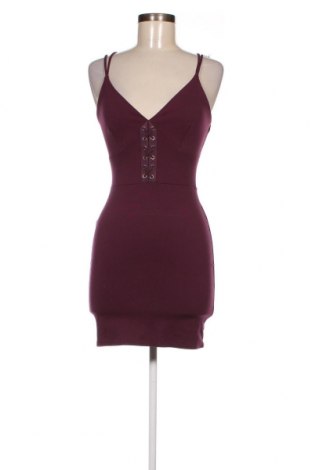 Φόρεμα Charlotte Russe, Μέγεθος S, Χρώμα Βιολετί, Τιμή 8,07 €