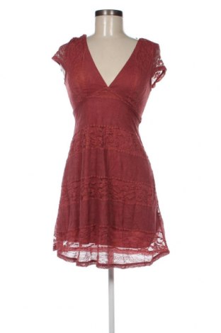 Φόρεμα Charlotte Russe, Μέγεθος S, Χρώμα Κόκκινο, Τιμή 14,83 €