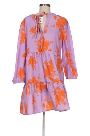 Kleid Dorothy Perkins, Größe L, Farbe Lila, Preis 42,27 €