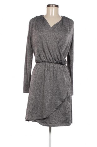 Kleid Gina Tricot, Größe S, Farbe Grau, Preis 3,06 €