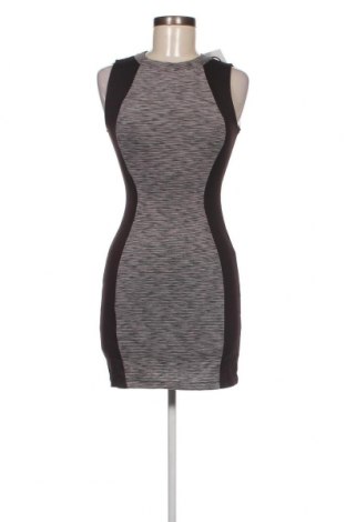 Kleid H&M Divided, Größe S, Farbe Mehrfarbig, Preis 3,23 €