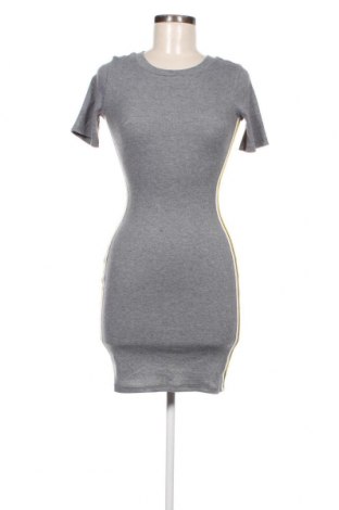 Kleid H&M Divided, Größe S, Farbe Grau, Preis € 5,65