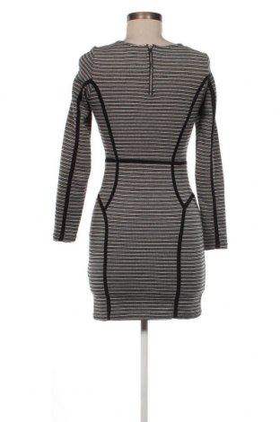 Šaty  H&M Divided, Velikost S, Barva Vícebarevné, Cena  66,00 Kč