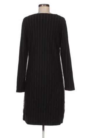 Kleid IX-O, Größe M, Farbe Schwarz, Preis € 4,44