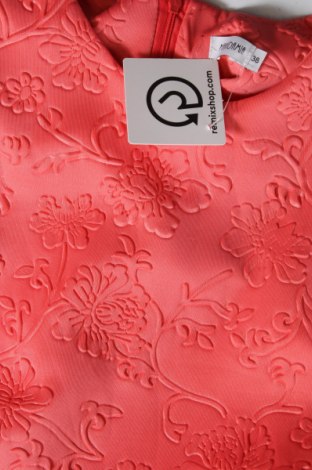 Φόρεμα Makadamia, Μέγεθος M, Χρώμα Ρόζ , Τιμή 21,03 €
