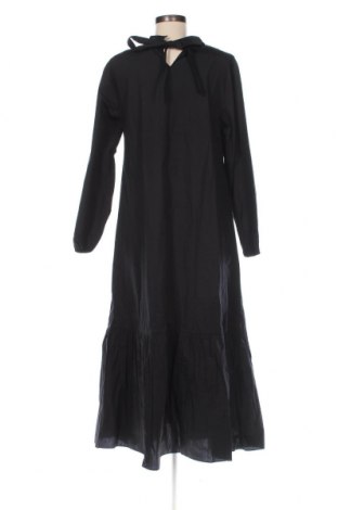 Šaty  Monki, Velikost M, Barva Černá, Cena  710,00 Kč